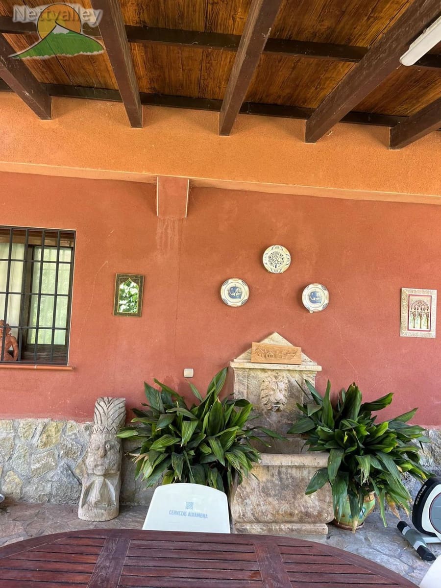 4 bedroom Townhouse for sale in Niguelas with garage - € 448,100 (Ref: 9282586)