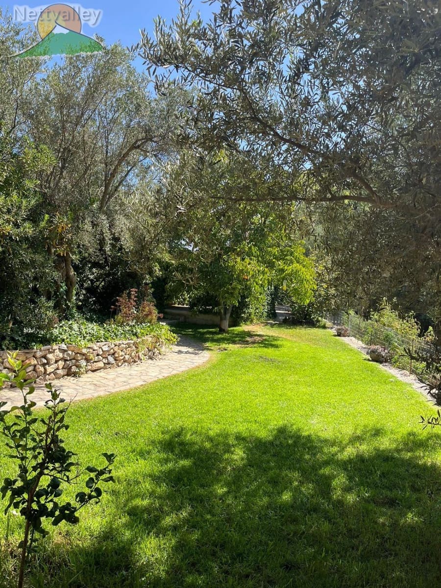 4 bedroom Townhouse for sale in Niguelas with garage - € 448,100 (Ref: 9282586)