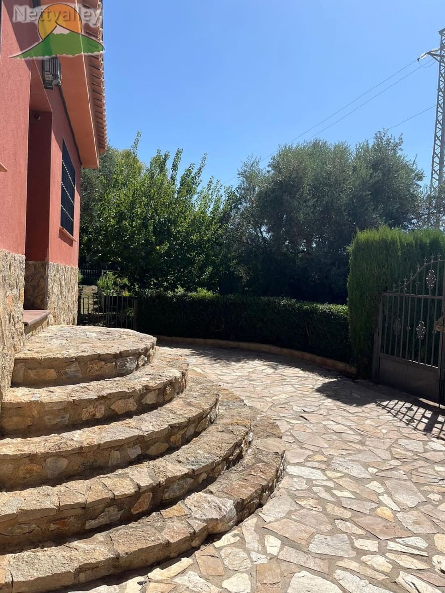 4 bedroom Townhouse for sale in Niguelas with garage - € 448,100 (Ref: 9282586)