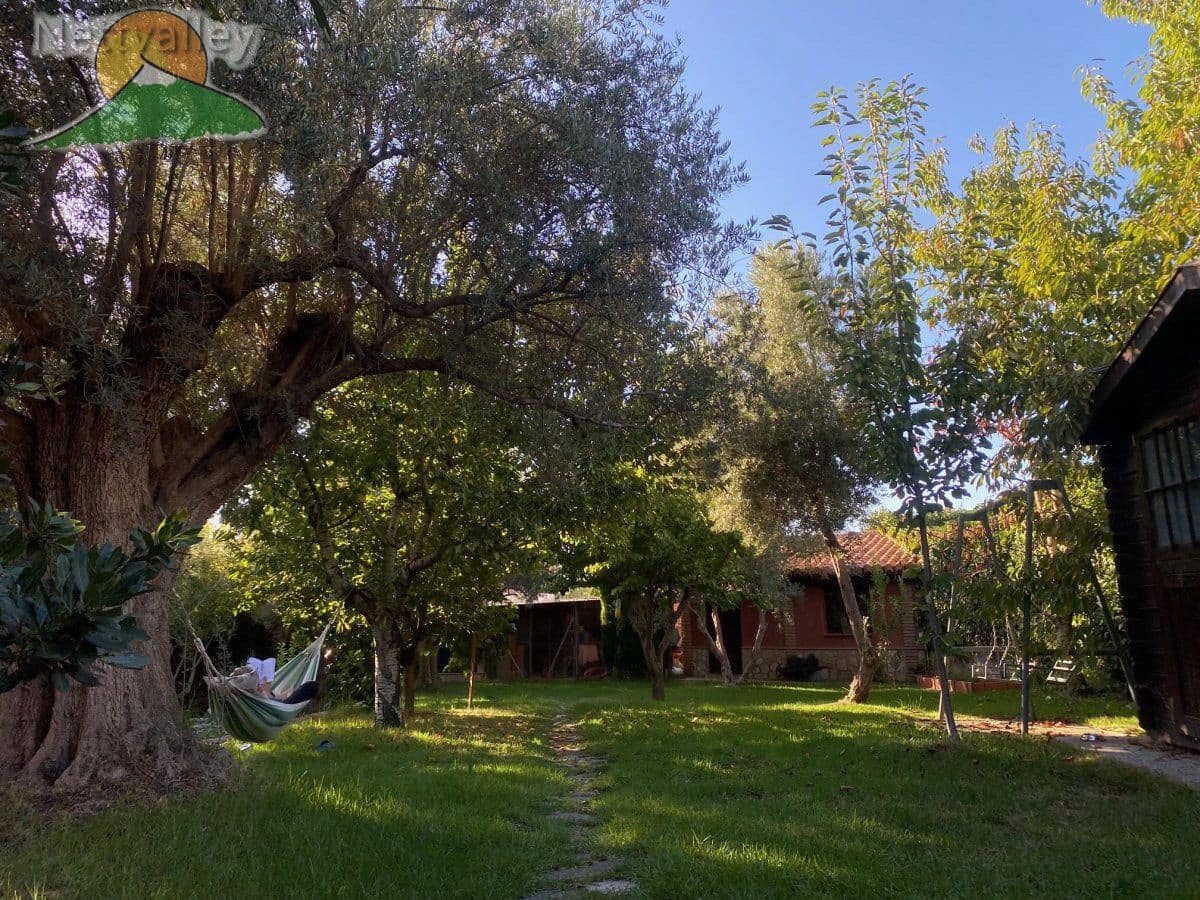 4 bedroom Townhouse for sale in Niguelas with garage - € 448,100 (Ref: 9282586)