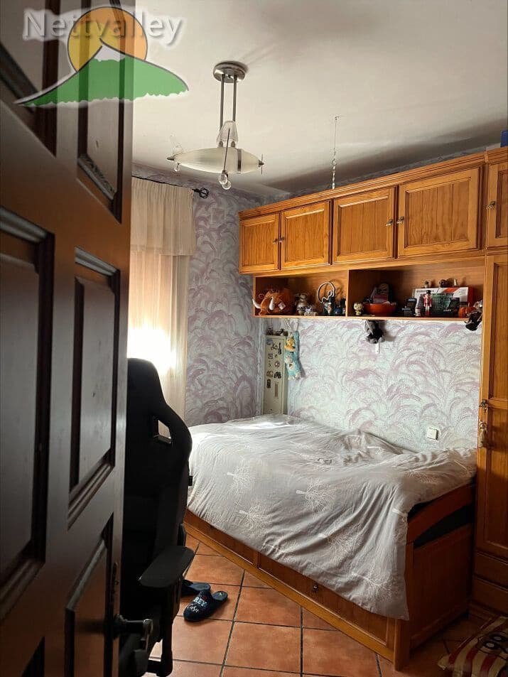 4 bedroom Townhouse for sale in Niguelas with garage - € 448,100 (Ref: 9282586)