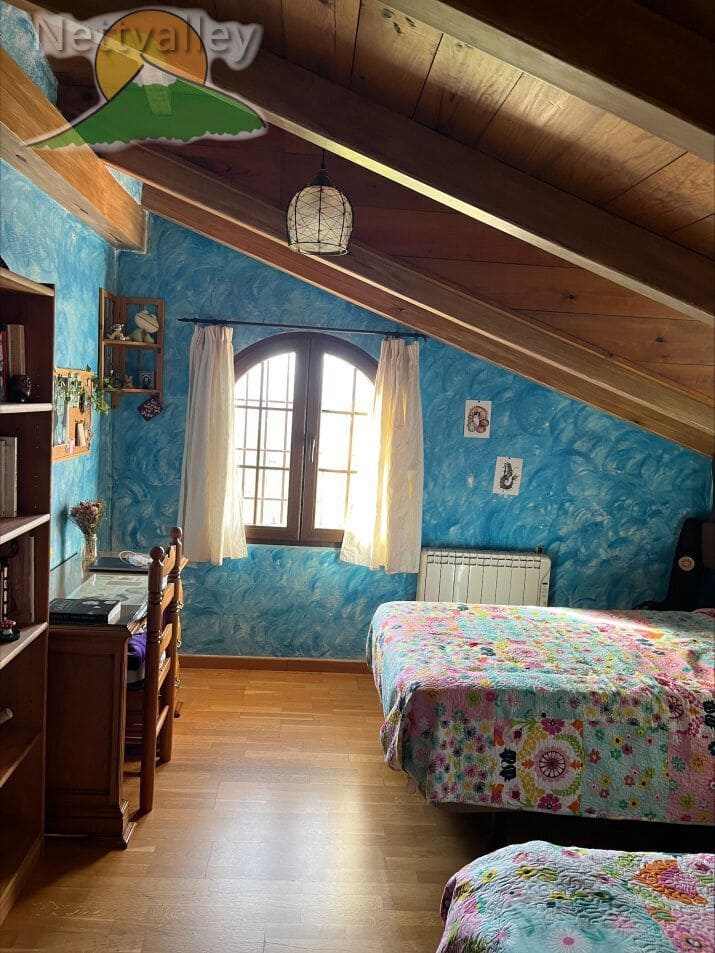 4 bedroom Townhouse for sale in Niguelas with garage - € 448,100 (Ref: 9282586)