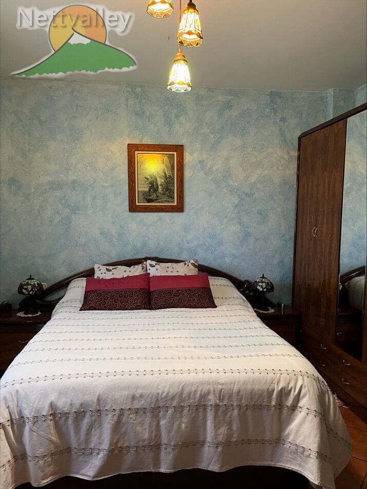 4 bedroom Townhouse for sale in Niguelas with garage - € 448,100 (Ref: 9282586)