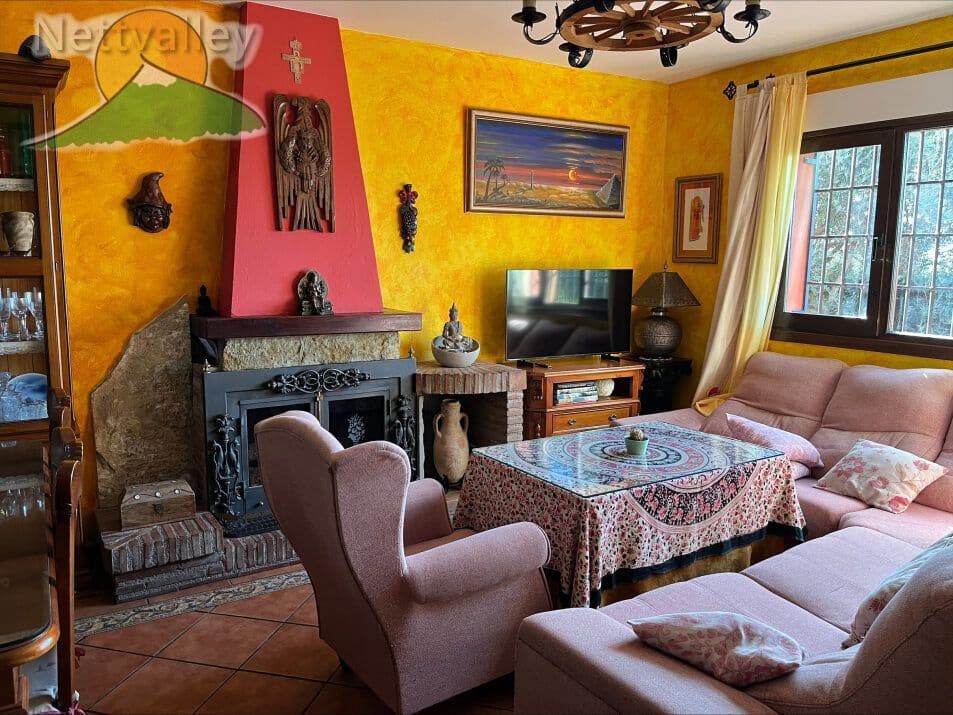 4 bedroom Townhouse for sale in Niguelas with garage - € 448,100 (Ref: 9282586)