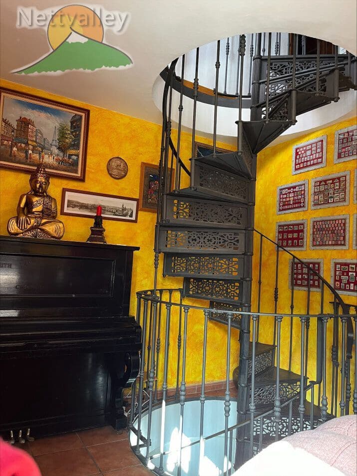 4 bedroom Townhouse for sale in Niguelas with garage - € 448,100 (Ref: 9282586)