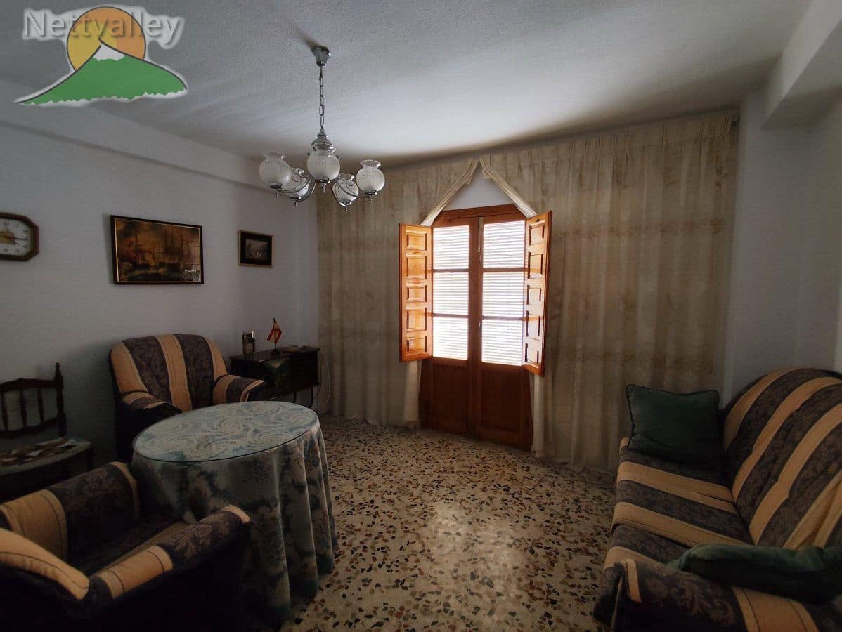 5 soveværelse Byhus til salg i Restabal - € 149.800 (Ref: 9282588)