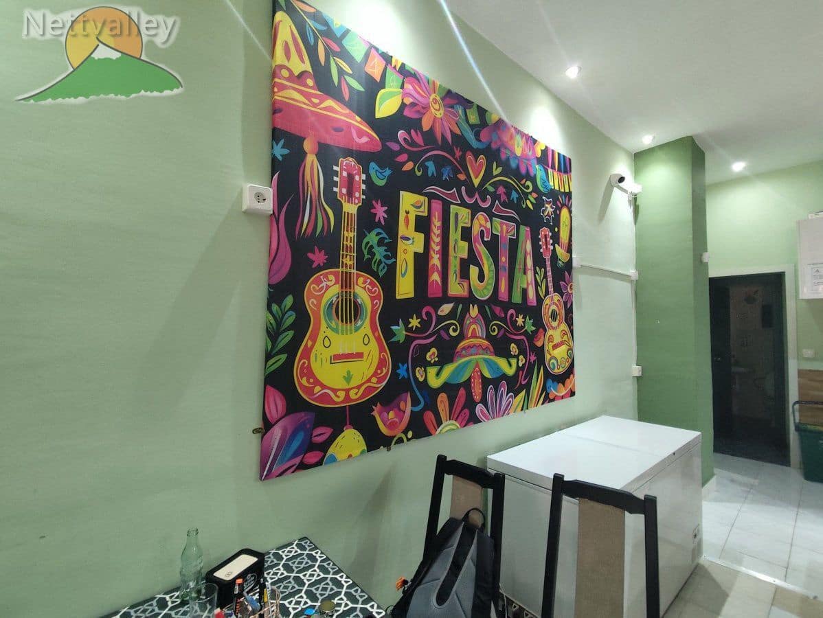 Erhverv til leje i Granada by - € 840 (Ref: 9292300)