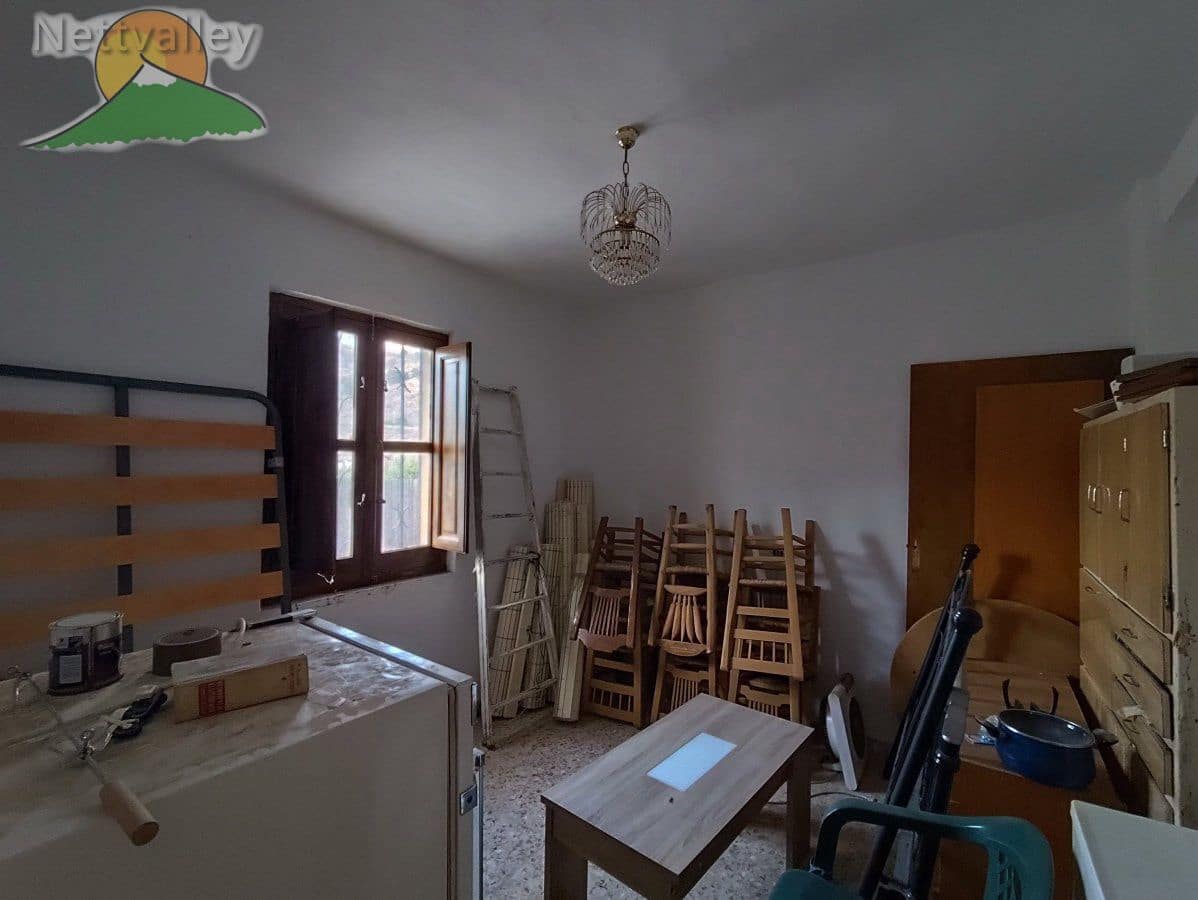 5 soveværelse Byhus til salg i El Pinar - € 90.000 (Ref: 9292301)