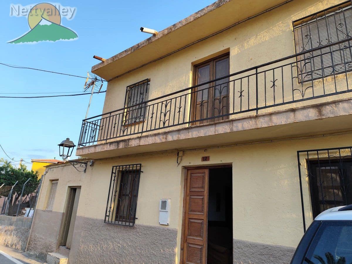 5 soveværelse Byhus til salg i El Pinar - € 90.000 (Ref: 9292301)