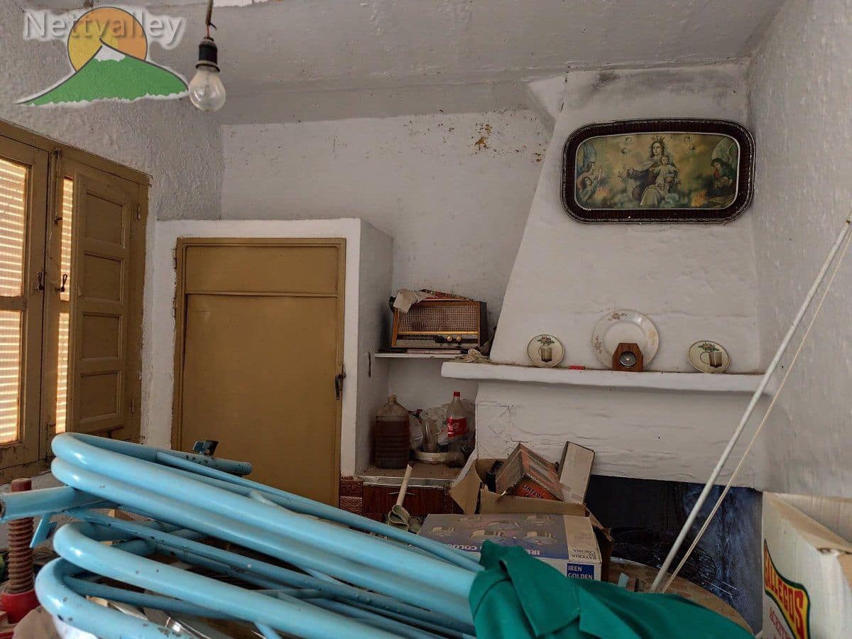 5 soveværelse Byhus til salg i El Pinar - € 90.000 (Ref: 9292301)