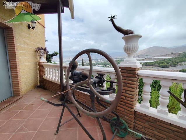 7 soveværelse Byhus til salg i Motril - € 600.000 (Ref: 9335377)