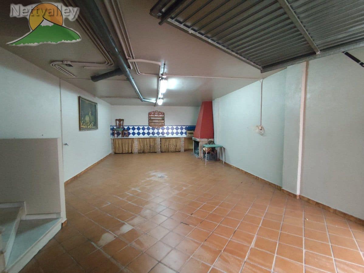 3 soverom Hus til salgs i Ogijares med garasje - € 212 000 (Ref: 9379410)