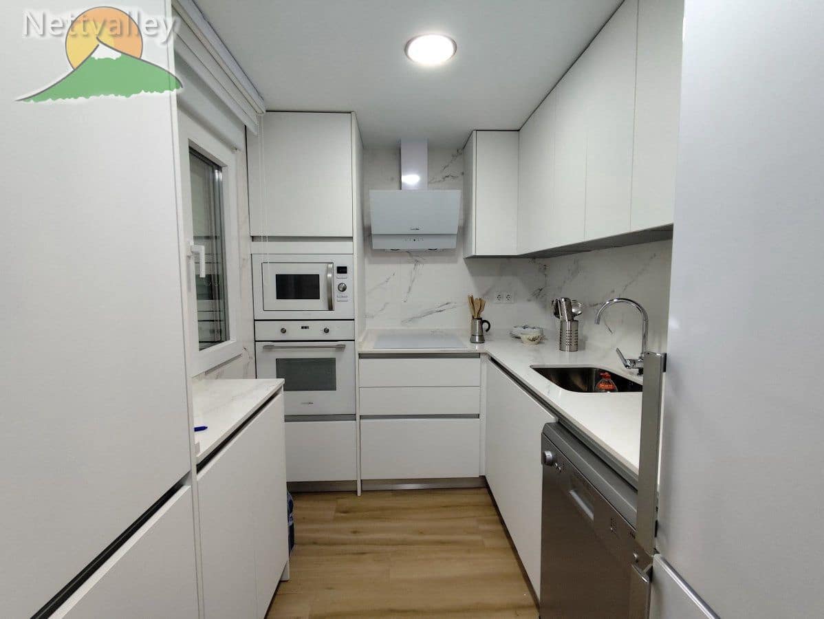 3 soverom Leilighet til salgs i Granada by med garasje - € 359 000 (Ref: 9379411)