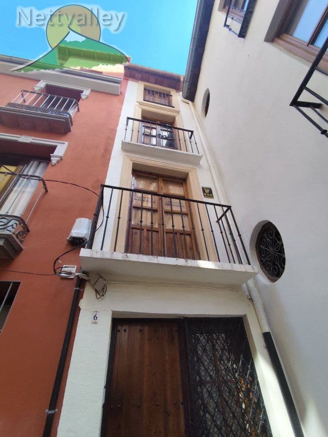 3 soveværelse Byhus til salg i Granada by - € 269.000 (Ref: 9383197)