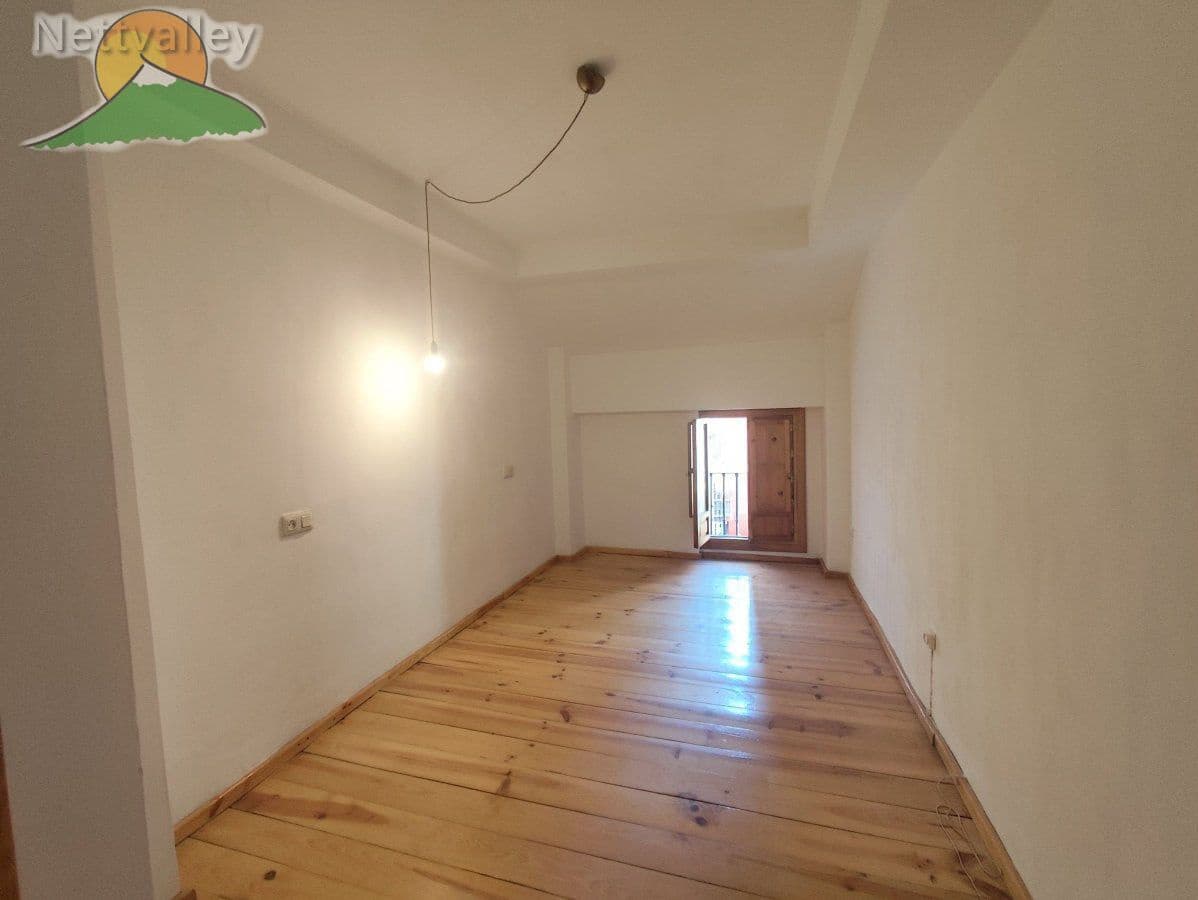 3 soveværelse Byhus til salg i Granada by - € 269.000 (Ref: 9383197)