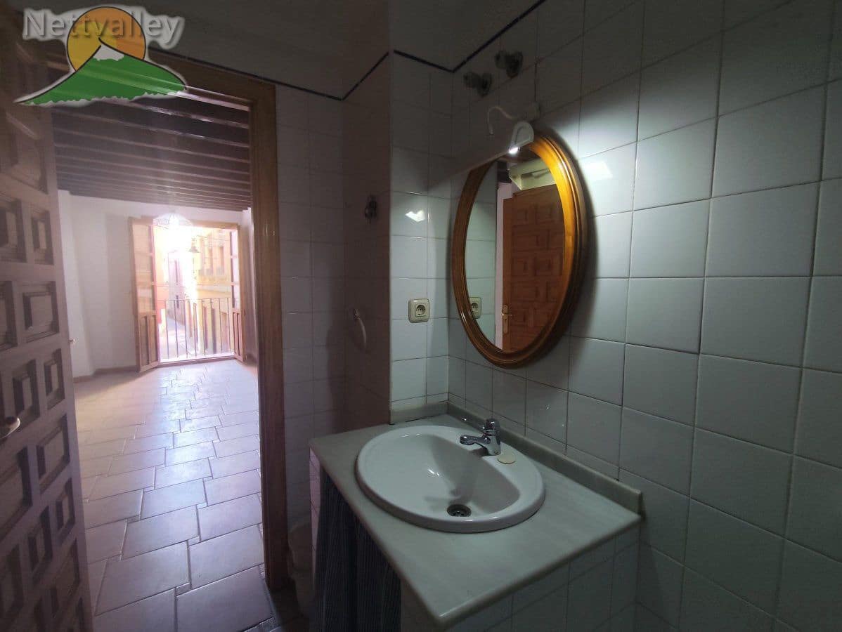 3 soveværelse Byhus til salg i Granada by - € 269.000 (Ref: 9383197)