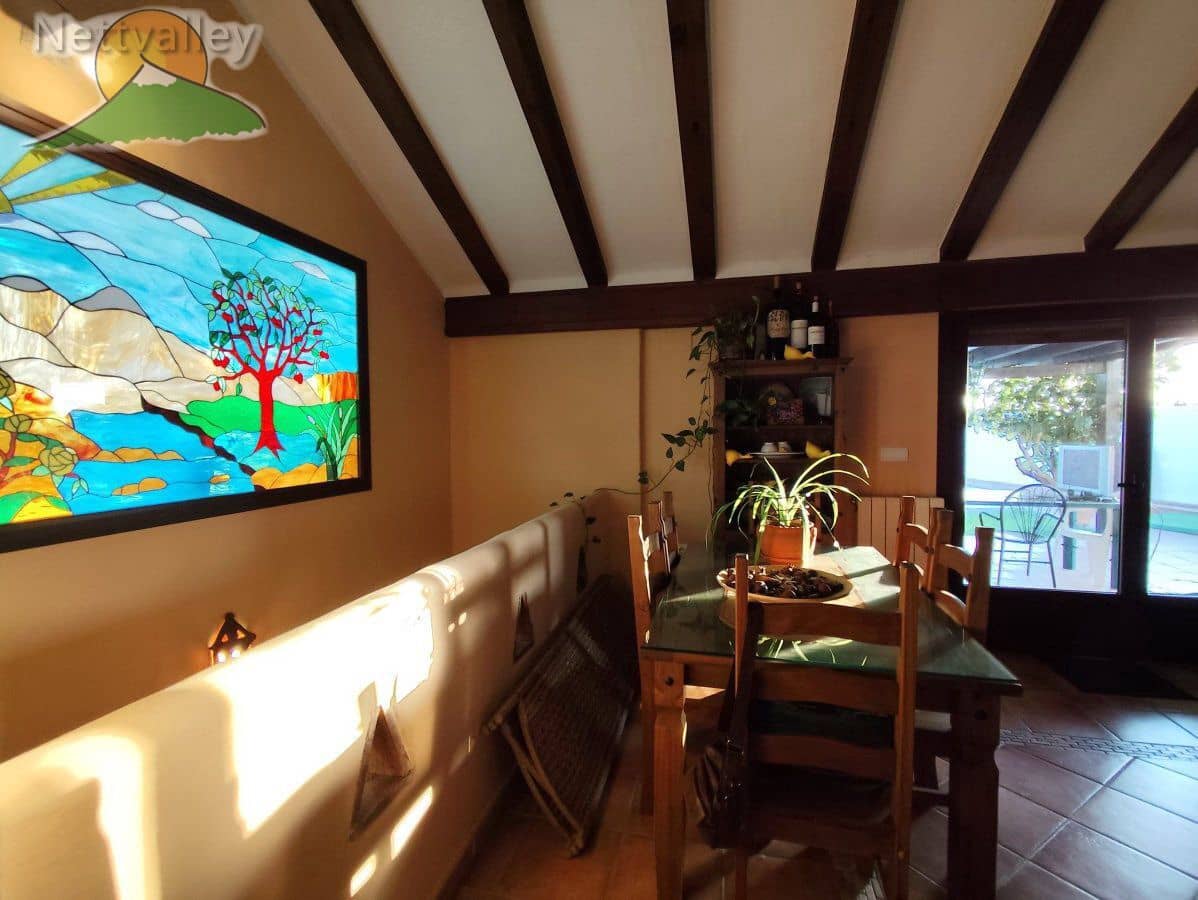 4 bedroom Townhouse for sale in Niguelas with garage - € 429,000 (Ref: 9390811)