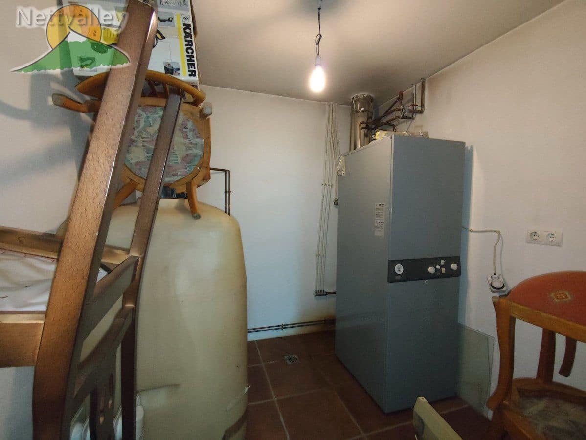 4 bedroom Townhouse for sale in Niguelas with garage - € 429,000 (Ref: 9390811)