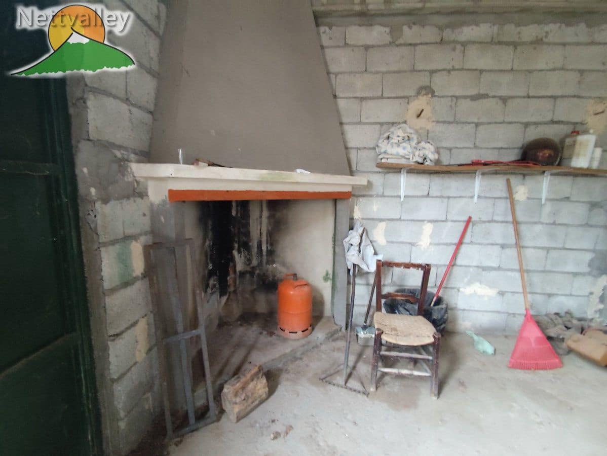 Townhouse for sale in Beznar - € 110,000 (Ref: 9400519)