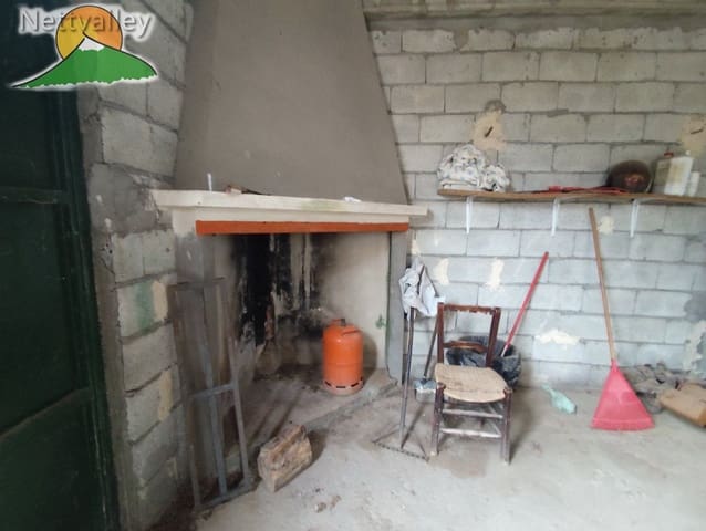 Byhus til salg i Beznar, Lecrín - € 110.000 (Ref: 9400519)