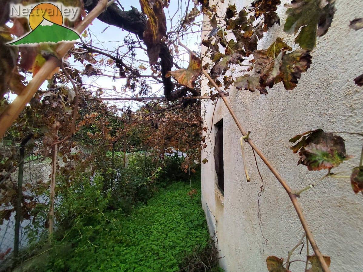 Townhouse for sale in Beznar - € 110,000 (Ref: 9400519)