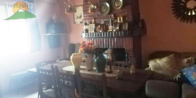 3 soveværelse Byhus til salg i Padul - € 99.800 (Ref: 9434565)