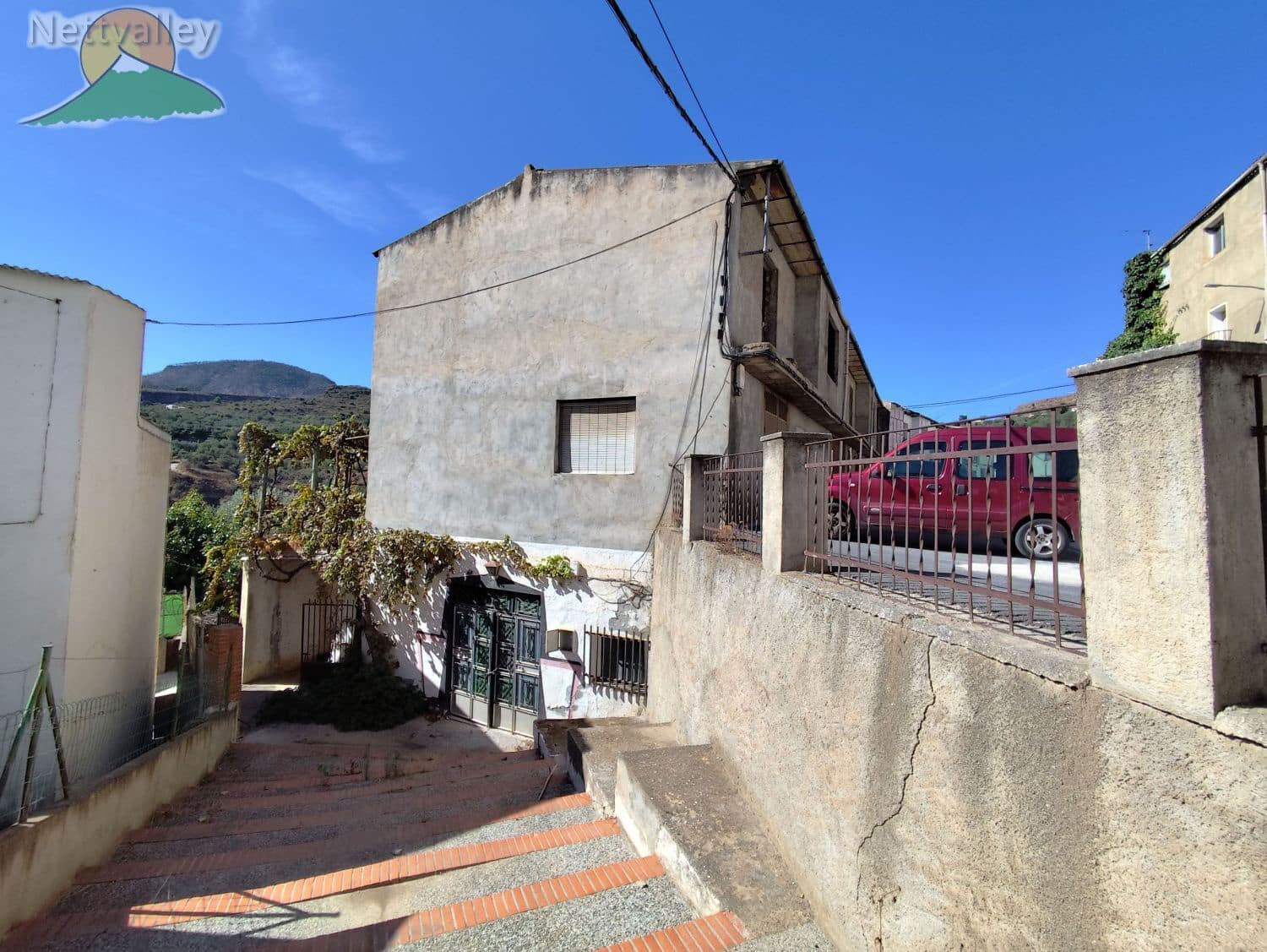 3 bedroom Townhouse for sale in Albunuelas - € 185,600 (Ref: 9441765)