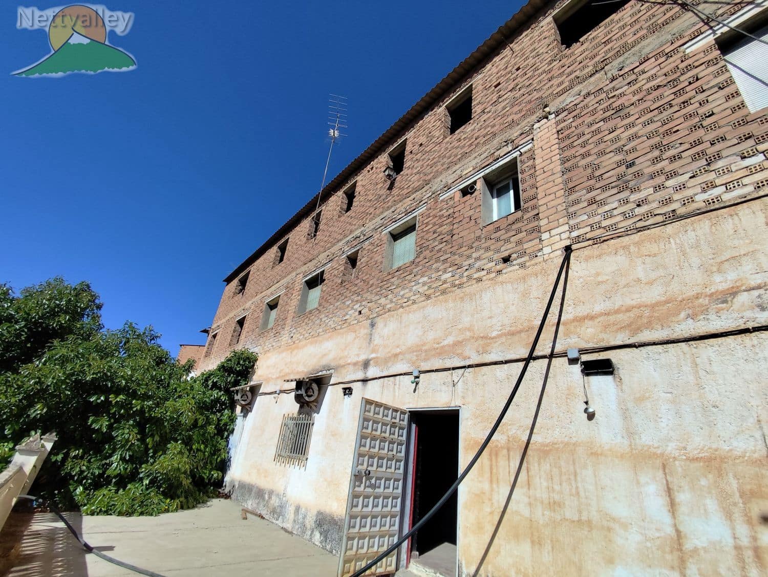 3 bedroom Townhouse for sale in Albunuelas - € 185,600 (Ref: 9441765)