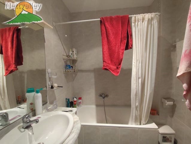 4 Zimmer Haus zu verkaufen in Izbor, El Pinar - 70.000 € (Ref: 9543131)