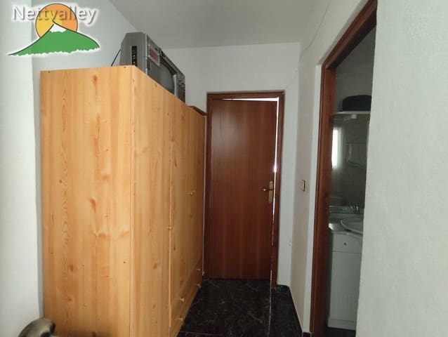 4 Zimmer Haus zu verkaufen in Izbor, El Pinar - 70.000 € (Ref: 9543131)