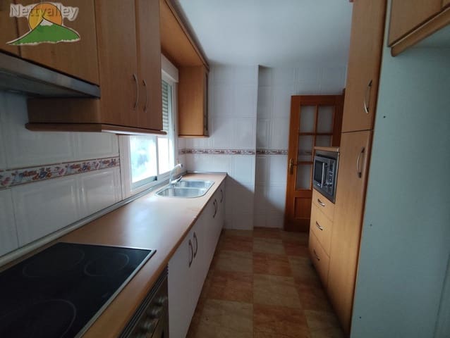 Casa de 9 habitaciones en Dúrcal en venta - 453.200 € (Ref: 9627310)