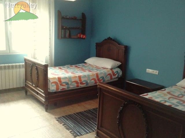 Casa de 5 habitaciones en Gójar en venta - 775.000 € (Ref: 9630540)