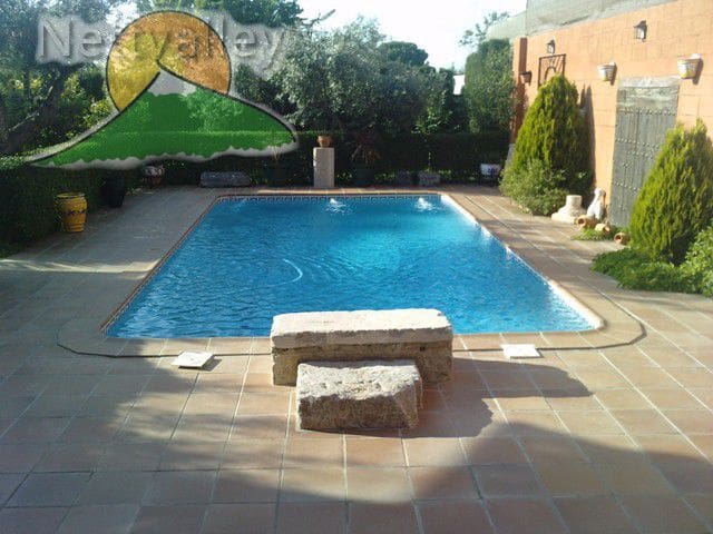 5 soverom Hus til salgs i Gojar - € 750 000 (Ref: 9630540)