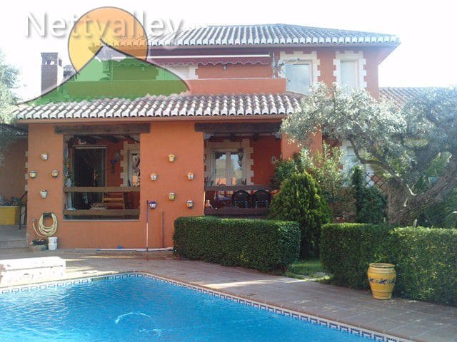 5 soverom Hus til salgs i Gojar - € 750 000 (Ref: 9630540)