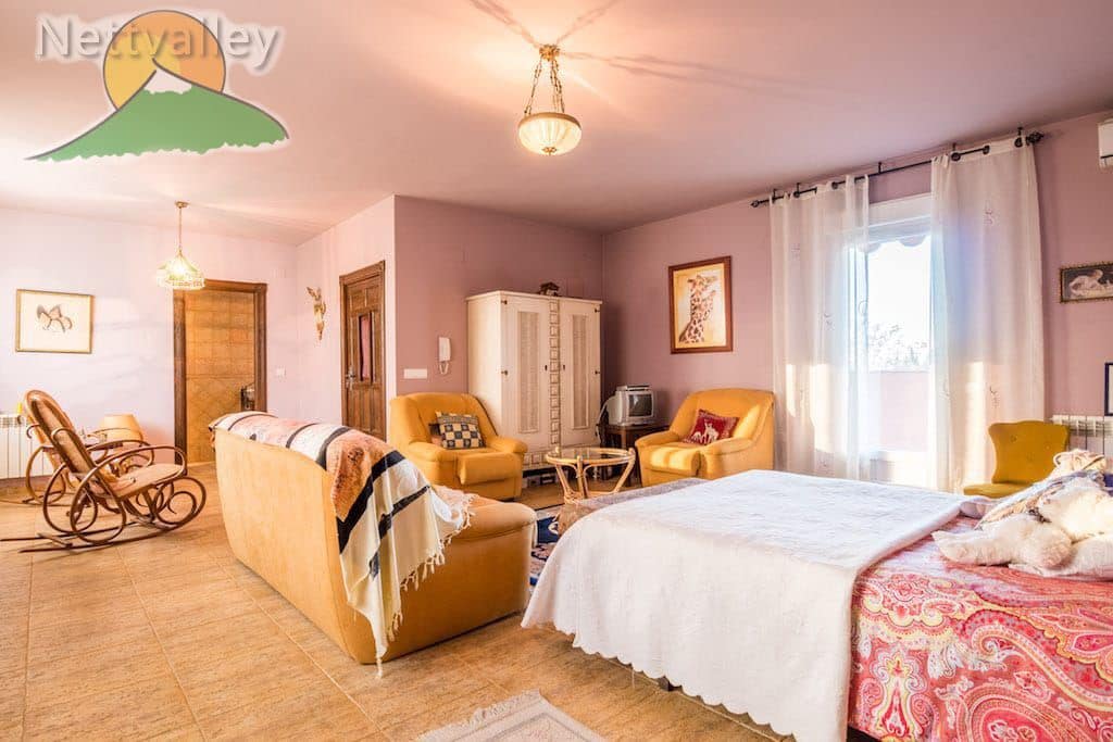 5 soverom Hus til salgs i Gojar - € 750 000 (Ref: 9630540)