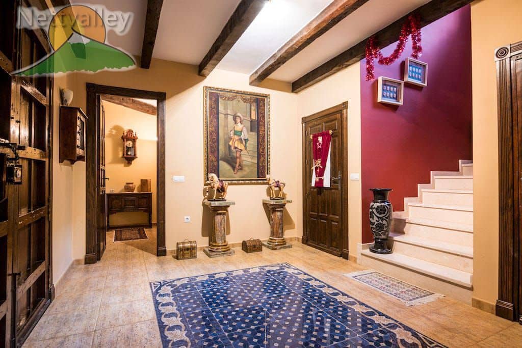 5 soverom Hus til salgs i Gojar - € 750 000 (Ref: 9630540)