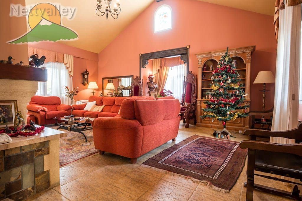 5 soverom Hus til salgs i Gojar - € 750 000 (Ref: 9630540)