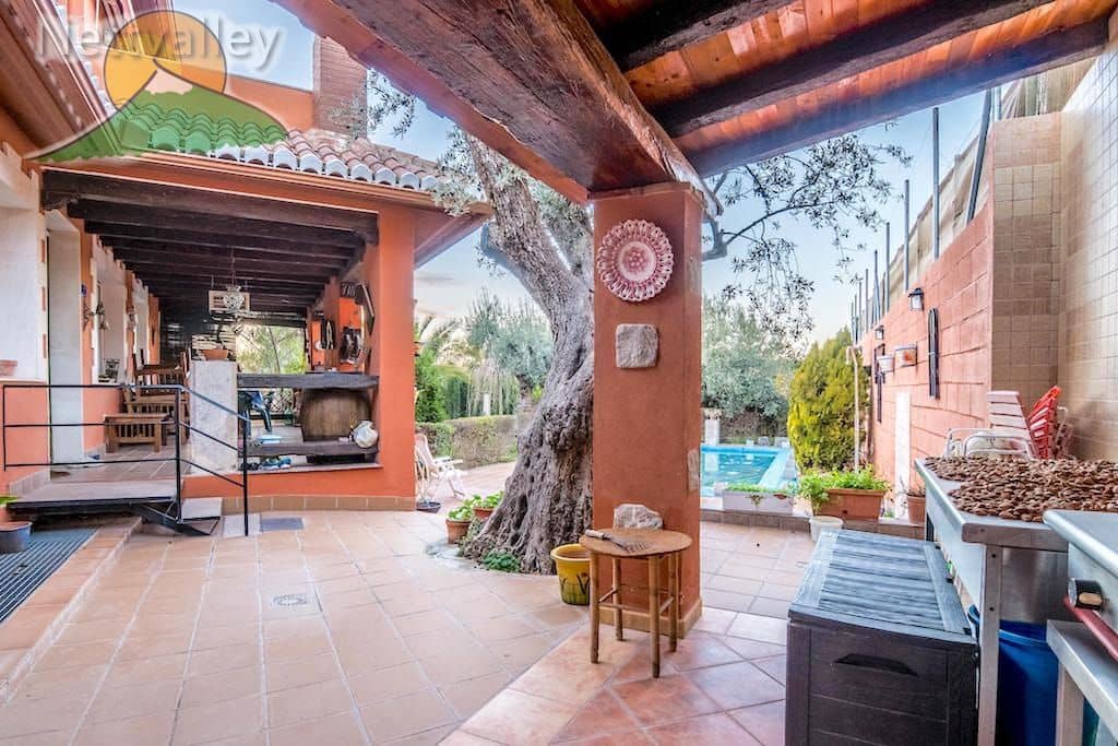 5 soverom Hus til salgs i Gojar - € 750 000 (Ref: 9630540)