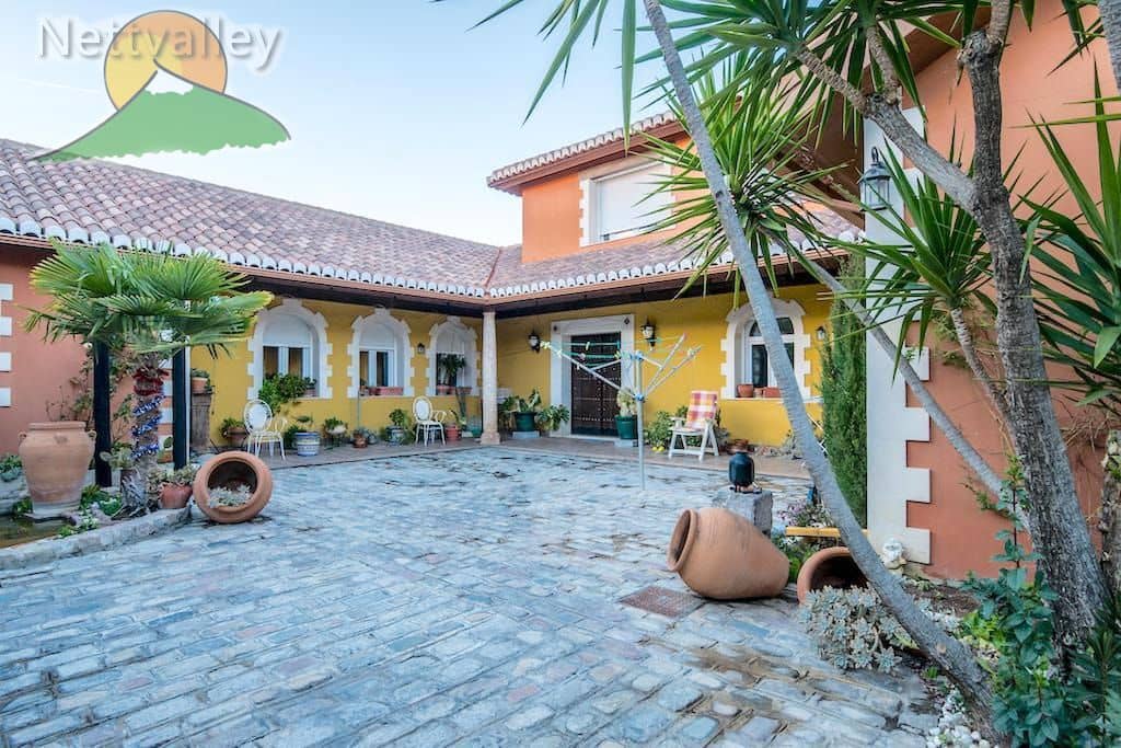 5 soverom Hus til salgs i Gojar - € 750 000 (Ref: 9630540)