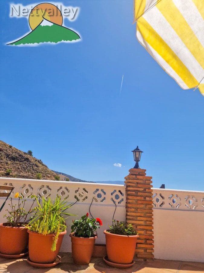 2 bedroom Townhouse for sale in Guajar Faraguit - € 166,400 (Ref: 9701377)