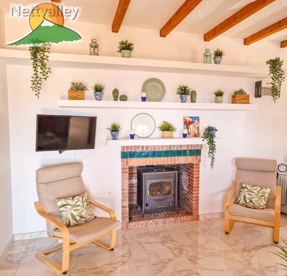 2 bedroom Townhouse for sale in Guajar Faraguit - € 166,400 (Ref: 9701377)