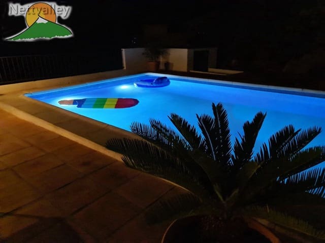 2 bedroom Townhouse for sale in Guajar Faraguit, Los Guajares - € 166,400 (Ref: 9701377)