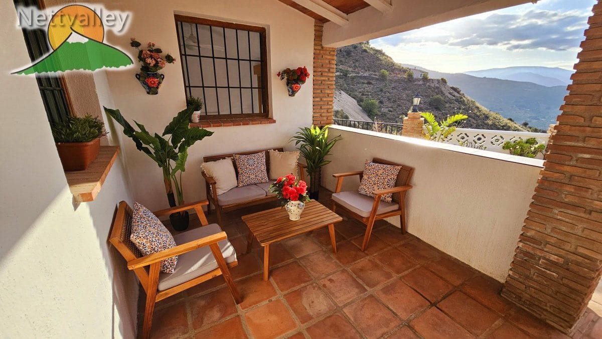 2 bedroom Townhouse for sale in Guajar Faraguit - € 166,400 (Ref: 9701377)