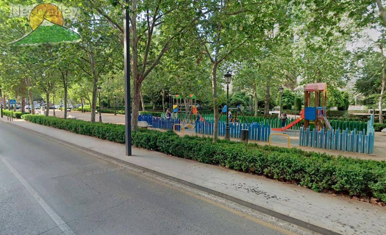 Garaż do wynajęcia w Miasto Grenada - 100 € (Ref: 9788185)