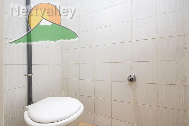 3 bedroom Commercial for rent in Granada city - € 610 (Ref: 9866682)