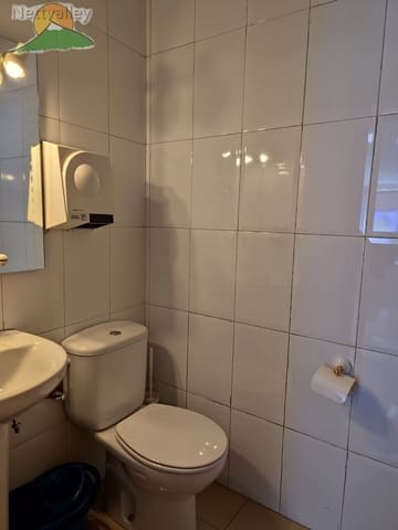 3 soveværelse Erhverv til leje i Zaidin, Granada by - € 800 (Ref: 9866683)