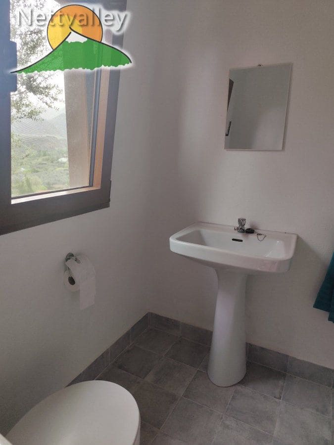 4 Zimmer Haus zu verkaufen in Dilar mit Garage - 375.000 € (Ref: 9899118)