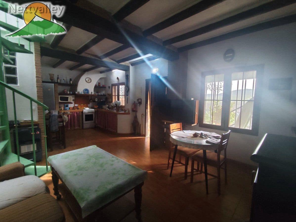 4 Zimmer Haus zu verkaufen in Dilar mit Garage - 375.000 € (Ref: 9899118)