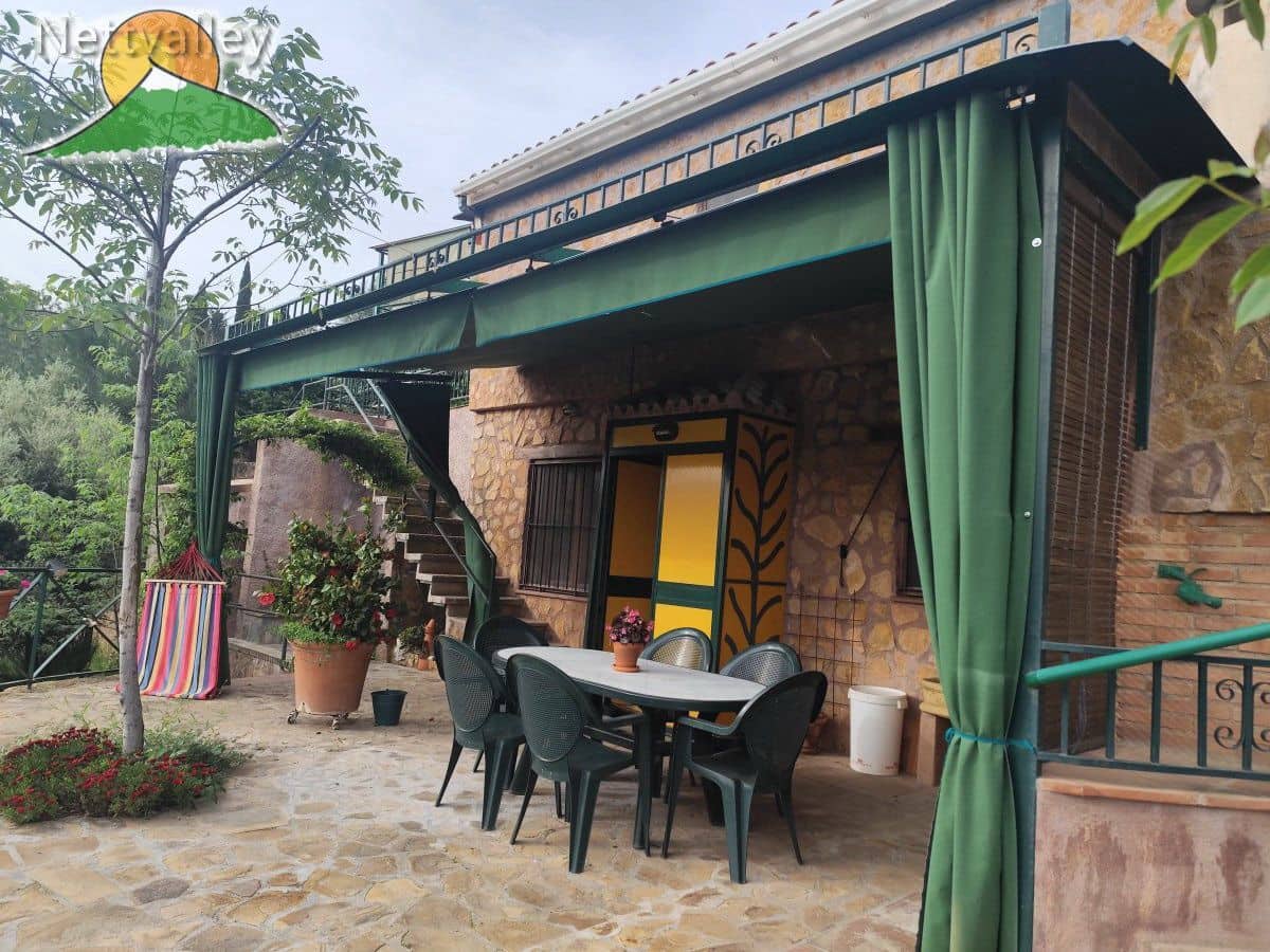 4 Zimmer Haus zu verkaufen in Dilar mit Garage - 375.000 € (Ref: 9899118)