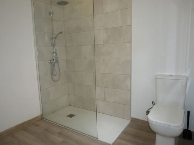 3 slaapkamer Flat te huur in Palma de Mallorca - € 2.100 (Ref: 5759224)